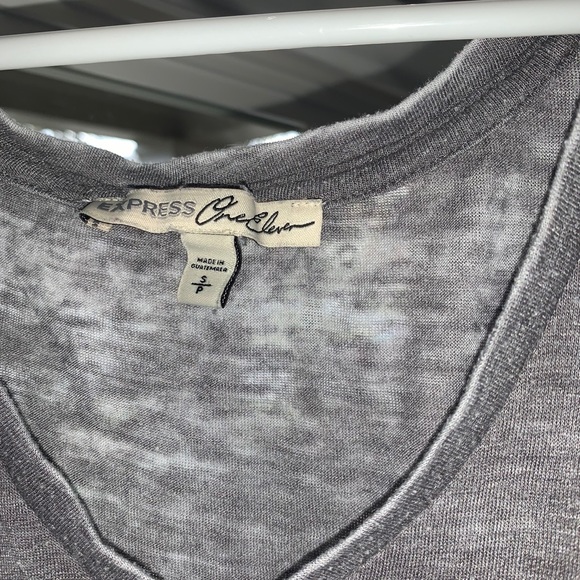 Hi-low grey t shirt - Picture 2 of 2